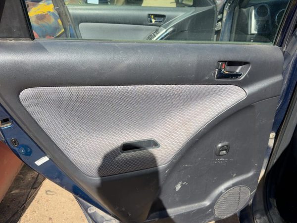 2005-2008 Toyota Matrix Xr Driver Left Rear Door Trim Panel With Switches Back — photo 5