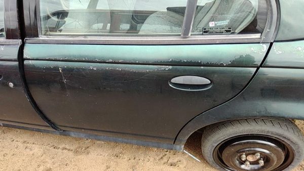 1996 Saturn Sl1 Rear Door LH Green — photo 2