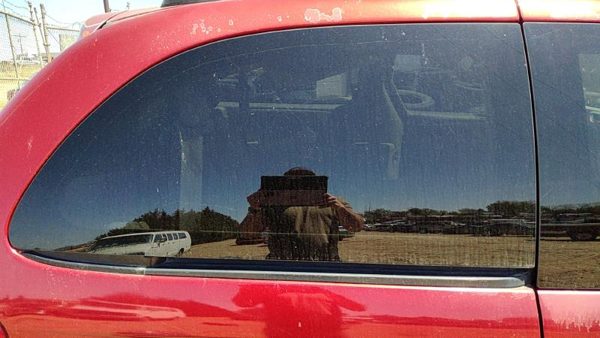 01-07 Town Country Passenger Right Rear Quarter Glass Back Side Window Oem — photo 2