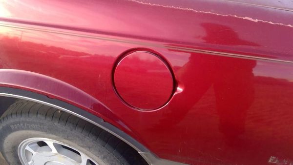 1986-1991 Olds Eighty Eight Fuel Tank Door With Hinge Gas Lid Oem Filler Red — photo 4