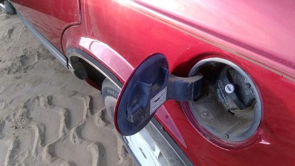 1986-1991 Olds Eighty Eight Fuel Tank Door With Hinge Gas Lid Oem Filler Red — photo 9