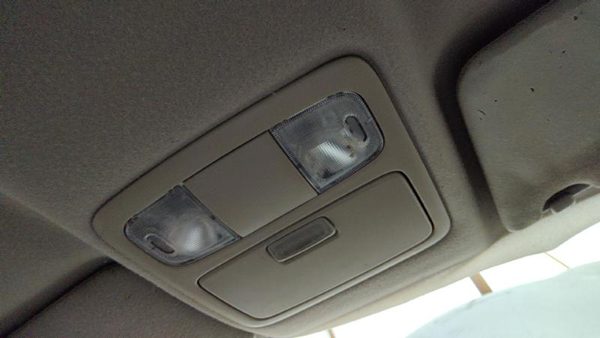 02-06 Toyota Camry Center Overhead Console Dome Light Map Lamp Cubby 95 Stone — photo 3