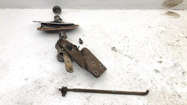 84 Dodge Ram W250 4X4 Shifter Lever Assembly With Linkage 4Wd T Case Shift Unit — photo 1