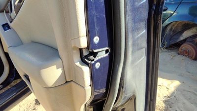 2012-2015 Mercedes C300 Passenger Right Front Door Latch With Rods/Cables Oem