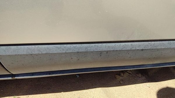 04-08 Chrysler Pacifica Passenger Right Lower Front Moulding From Door Oem Trim — photo 3