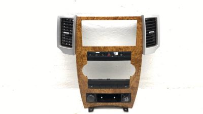 2008-10 Grand Cherokee Trim Bezel Around Radio Surround Dash Panel Oem Woodgrain