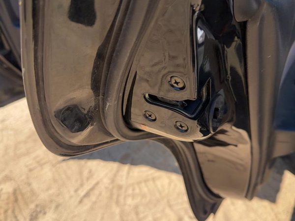 96 Nissan Maxima Driver Left Rear Door Latch With Rods/Cables Oem Back Sedan Gxe — photo 1