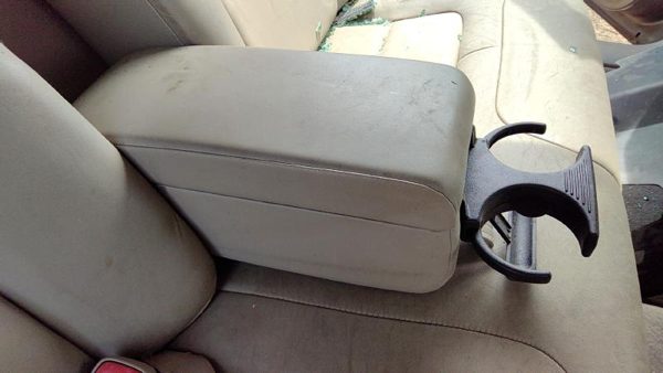 97-99 Cadillac Deville Rear Center Console Arm Rest Assembly 2 Piece 152 Neutral — photo 5