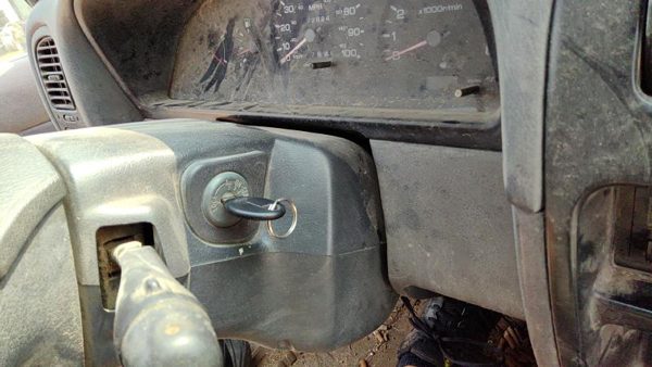 93-95 Nissan Pathfinder Ignition Switch Assembly With Key Complete Electrical — photo 2
