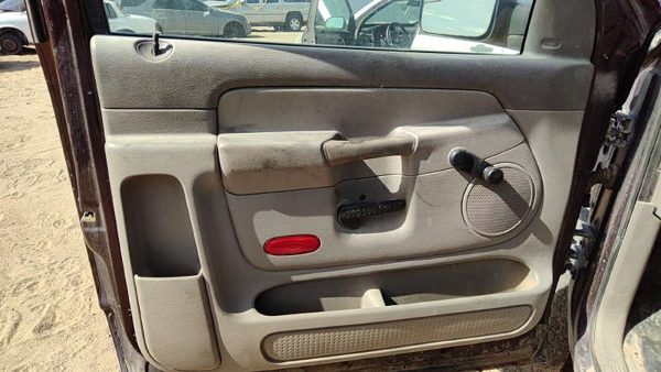 03-05 Dodge Ram 2500 Driver Left Front Door Trim Panel Manual Windows Taupe L5 — photo 1