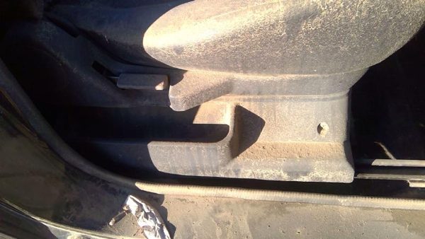 1996 Geo Tracker Passenger Right Side Seat Trim Panel Oem Black — photo 2