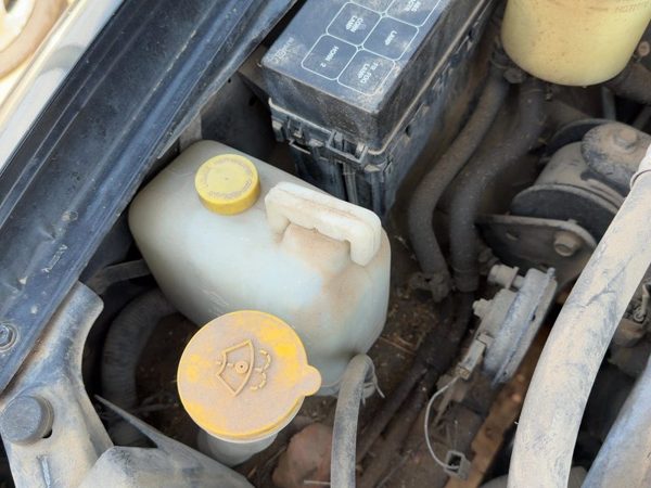 1995-1999 Nissan Maxima Coolant Reservoir Radiator Overflow Tank Bottle Oem 3.0L — photo 2