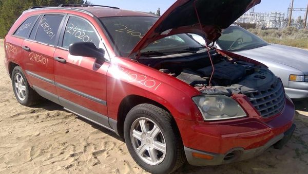 2006 Chrysler Pacifica — vehicle photo 1