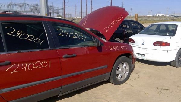 2006 Chrysler Pacifica — vehicle photo 10