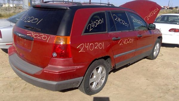 2006 Chrysler Pacifica — vehicle photo 8