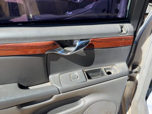 2005 Cadillac Deville Rear Door Trim Panel LH Gray 142 — photo 7