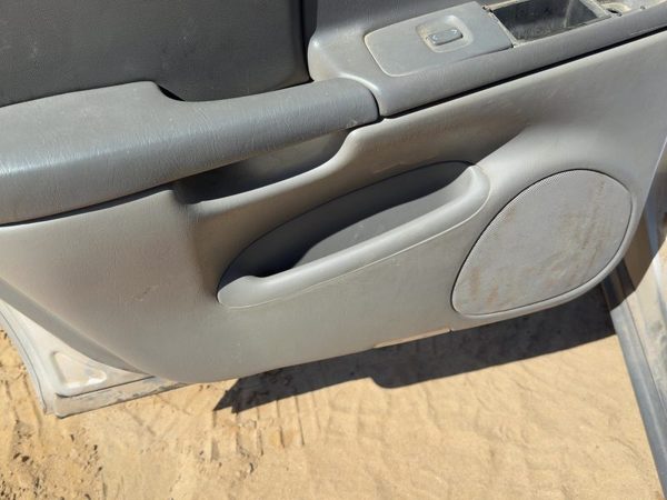 2005 Cadillac Deville Rear Door Trim Panel LH Gray 142 — photo 10