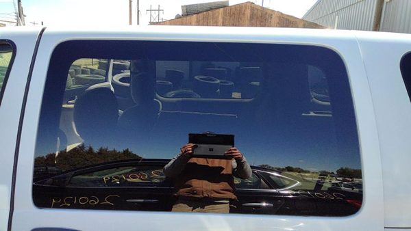 2005-2009 Chevy Uplander Driver Left Rear Side Window Door Glass Oem Back — photo 2