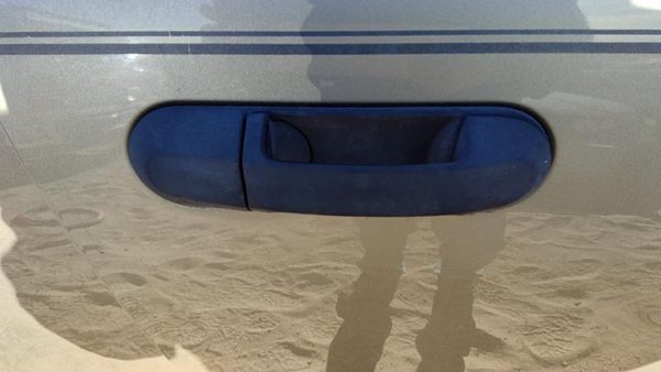 2003 Ford Explorer Outside Door Handle RH — photo 1