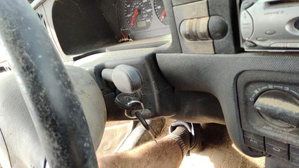 2000 Volkswagen Golf Steering Column — photo 1