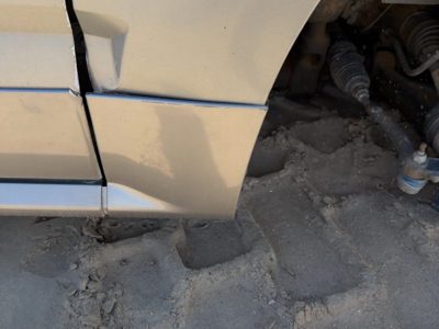 04-05 Srx Passenger Right Moulding From Fender Oem Trim Strip Silver 42U