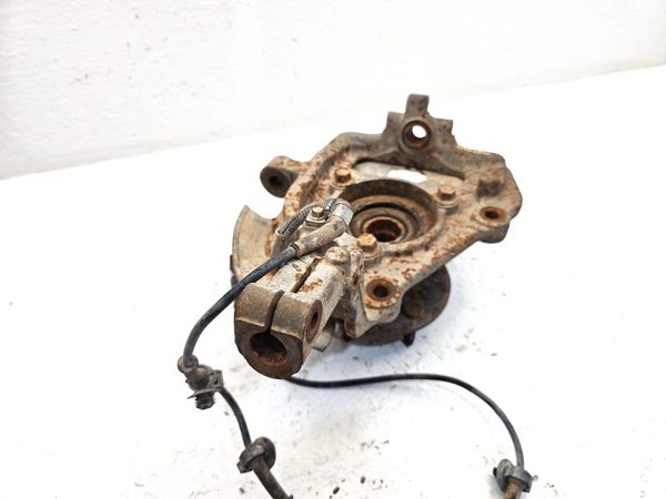 01-02 2 Door Driver Left Front Spindle Steering Knuckle With Wheel Hub 4X4 — photo 15