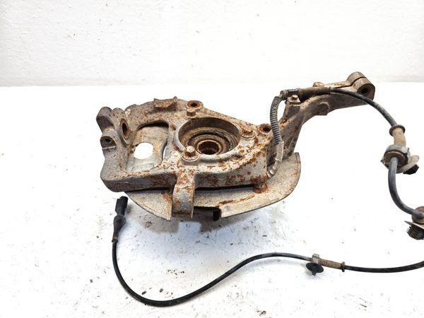 01-02 2 Door Driver Left Front Spindle Steering Knuckle With Wheel Hub 4X4 — photo 14