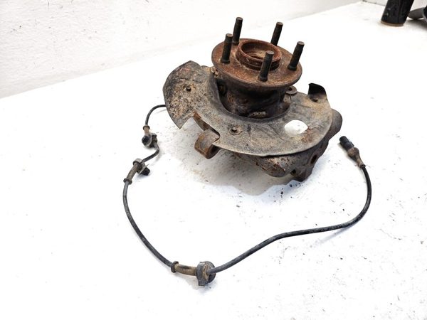 01-02 2 Door Driver Left Front Spindle Steering Knuckle With Wheel Hub 4X4 — photo 11