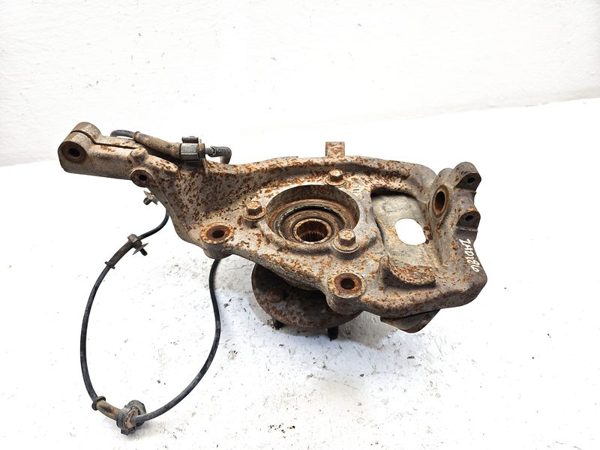 01-02 2 Door Driver Left Front Spindle Steering Knuckle With Wheel Hub 4X4 — photo 16