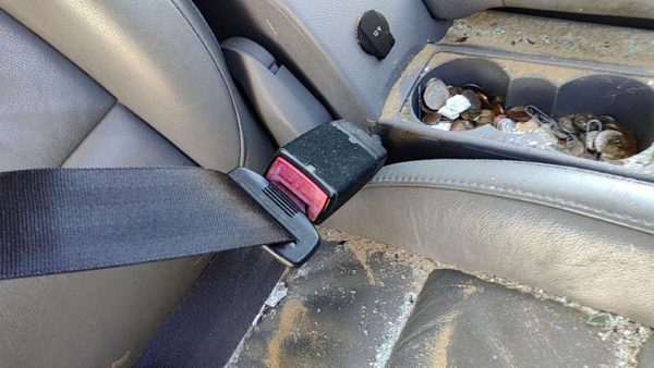 05-10 Vw Jetta Passenger Right Front Seat Belt Buckle Receiver Oem Gray — photo 5
