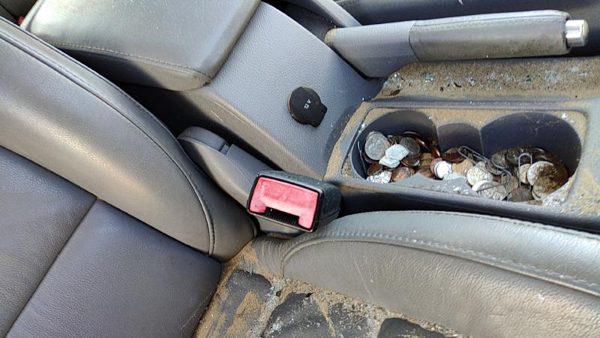 05-10 Vw Jetta Passenger Right Front Seat Belt Buckle Receiver Oem Gray — photo 4