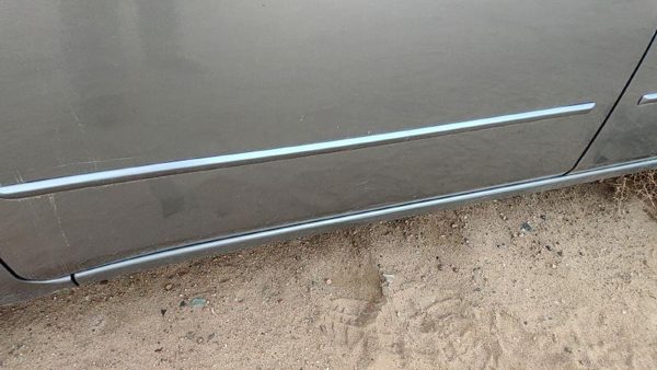 2007-2009 Nissan Sentra Driver Left Front Moulding From Door Trim Strip Gray K36 — photo 1