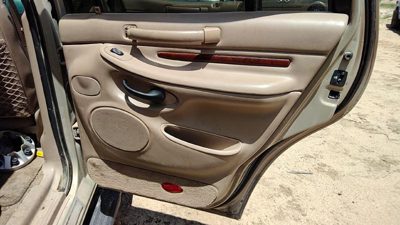 98 Navigator Passenger Right Rear Inside Door Trim Panel Wh Switches Back Tan Kx