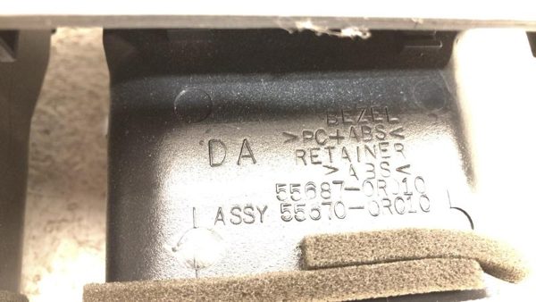 2010 Toyota Rav-4 Center Dash Vent Assembly Oem Heater Ac Register Top Middle — photo 7