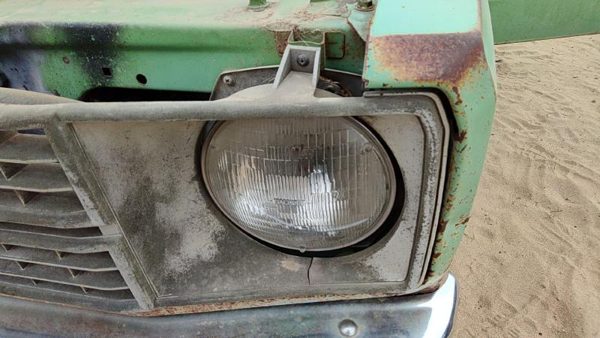 1972-1981 Ford Courier Driver Left Head Light Oem Front Lamp D27Z13008A — photo 1