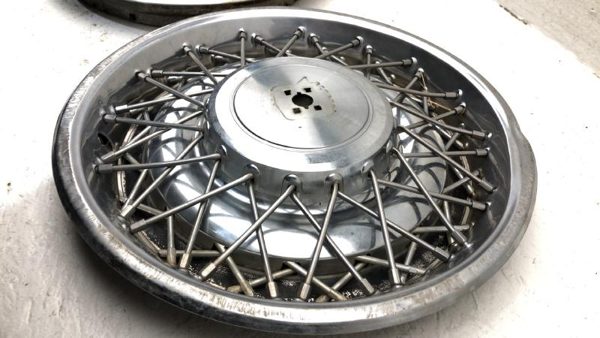 1980-1984 Deville Sedan Hub Cap Wheel Cover Oem #3 01622897 — photo 18