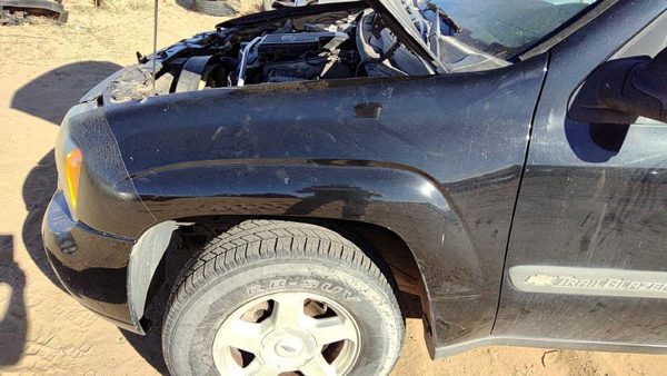 2002-2009 Chevy Trail Blazer Driver Left Front Fender Oem Black 41U 12477993 — photo 2