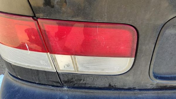1996-2000 Honda Civic Driver Left Inner Tail Light Brake Lamp Oem Rear Coupe — photo 4