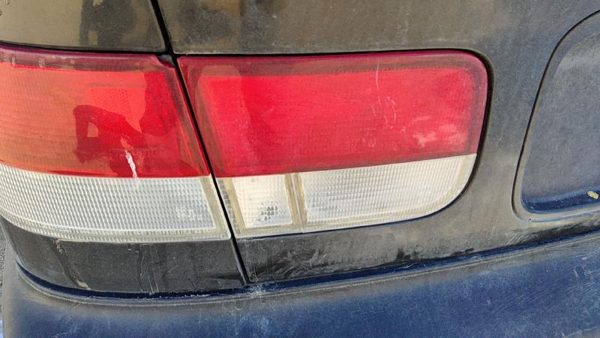 1996-2000 Honda Civic Driver Left Inner Tail Light Brake Lamp Oem Rear Coupe — photo 1