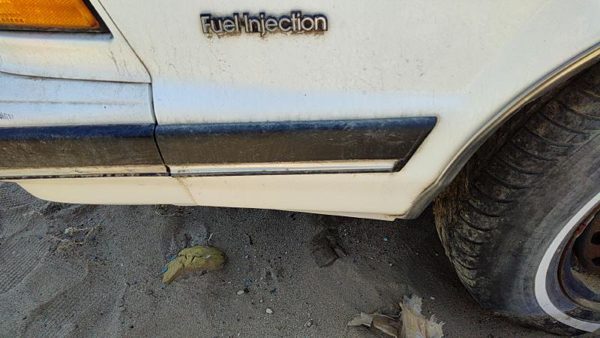 89-91 Buick Century Driver Left Moulding From Fender Oem Trim Strip — photo 1