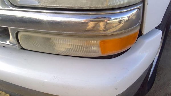 2005 Suburban 1500 Fog/mark/park/turn Light/lamp LH Chevy — photo 4