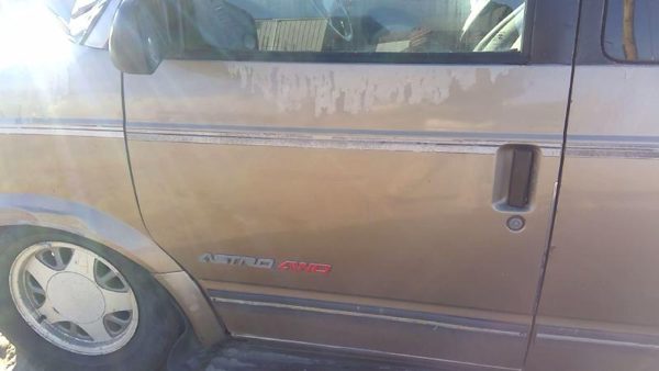 1995 Chevy Astro Front Door LH Brown — photo 4