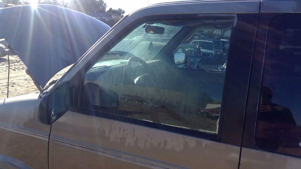 1995 Chevy Astro Front Door LH Brown — photo 9