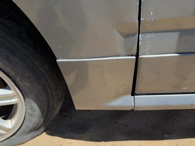 04-05 Cadillac Srx Driver Left Moulding From Fender Oem Trim Strip Silver 42U
