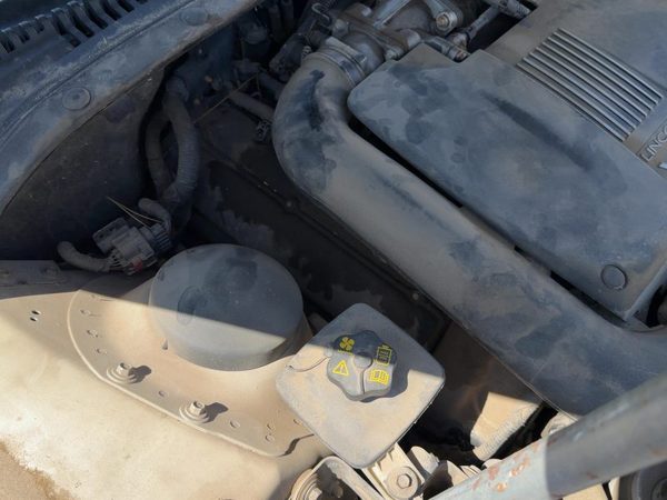 2001-2002 Lincoln LS Passenger Right Valve Cover OEM 3.9L XW4Z6582AB — photo 3