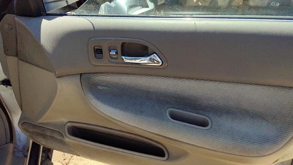 96-97 Honda Accord Passenger Right Front Door Trim Panel With Switches Gray F — photo 3