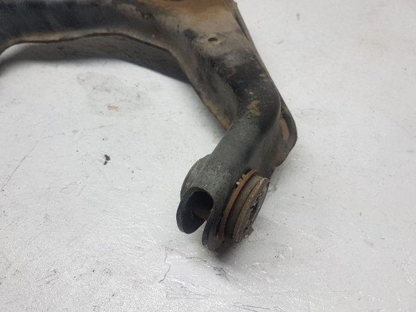 2011-2019 Chevy Silverado 2500 Driver Left Upper Control Arm Front 20924215 — photo 2