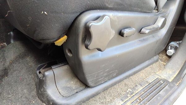 07-14 Chevy Tahoe Driver Left Side Power Seat Switch With Trim Panel Oem Black — photo 3
