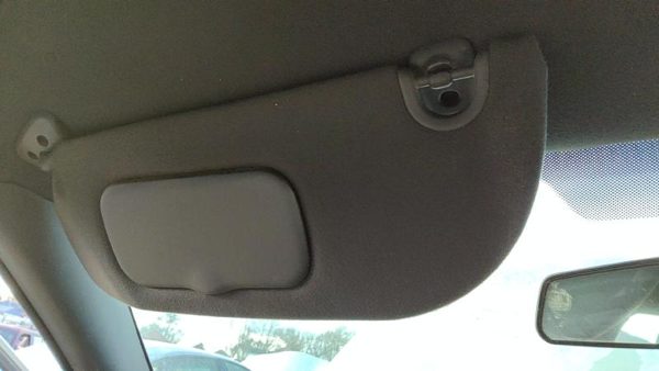 2003-2005 Ford Crown Vic Driver Left Sun Visor Oem Black 4W7z5404105cac — photo 4