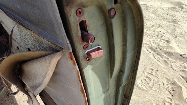 53-54 Chevy Bel Air 150 Sedan Passenger Right Front Door Latch With Rods/Cables — photo 2